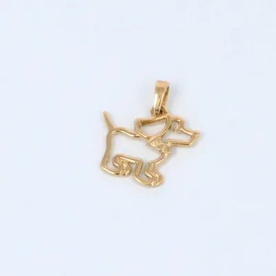 Yellow gold pendant in the shape of a dog