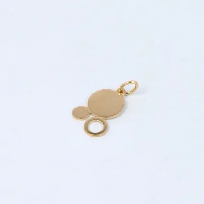 Lightweight yellow gold pendant