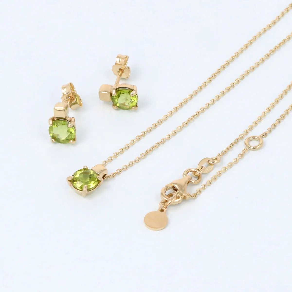 Yellow gold earrings and necklace set with natural stones
