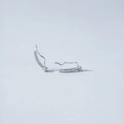 White gold earrings with zirconia