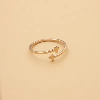 Red gold ring with crosses