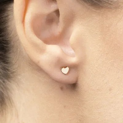 Yellow gold heart-shaped earrings