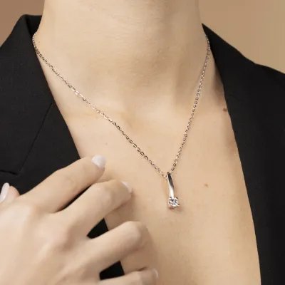 White gold necklace with cubic zirconia