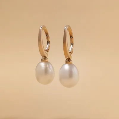 Red gold classic earrings with pearl (short leverback)