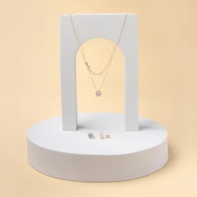 Yellow gold set (necklace + earrings) with cubic zirconia