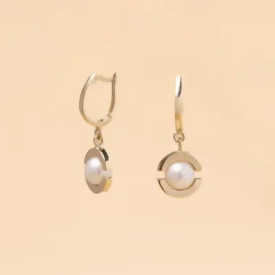 Yellow gold "Aurora" earrings with pearl