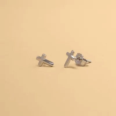 White gold cross-shaped earrings