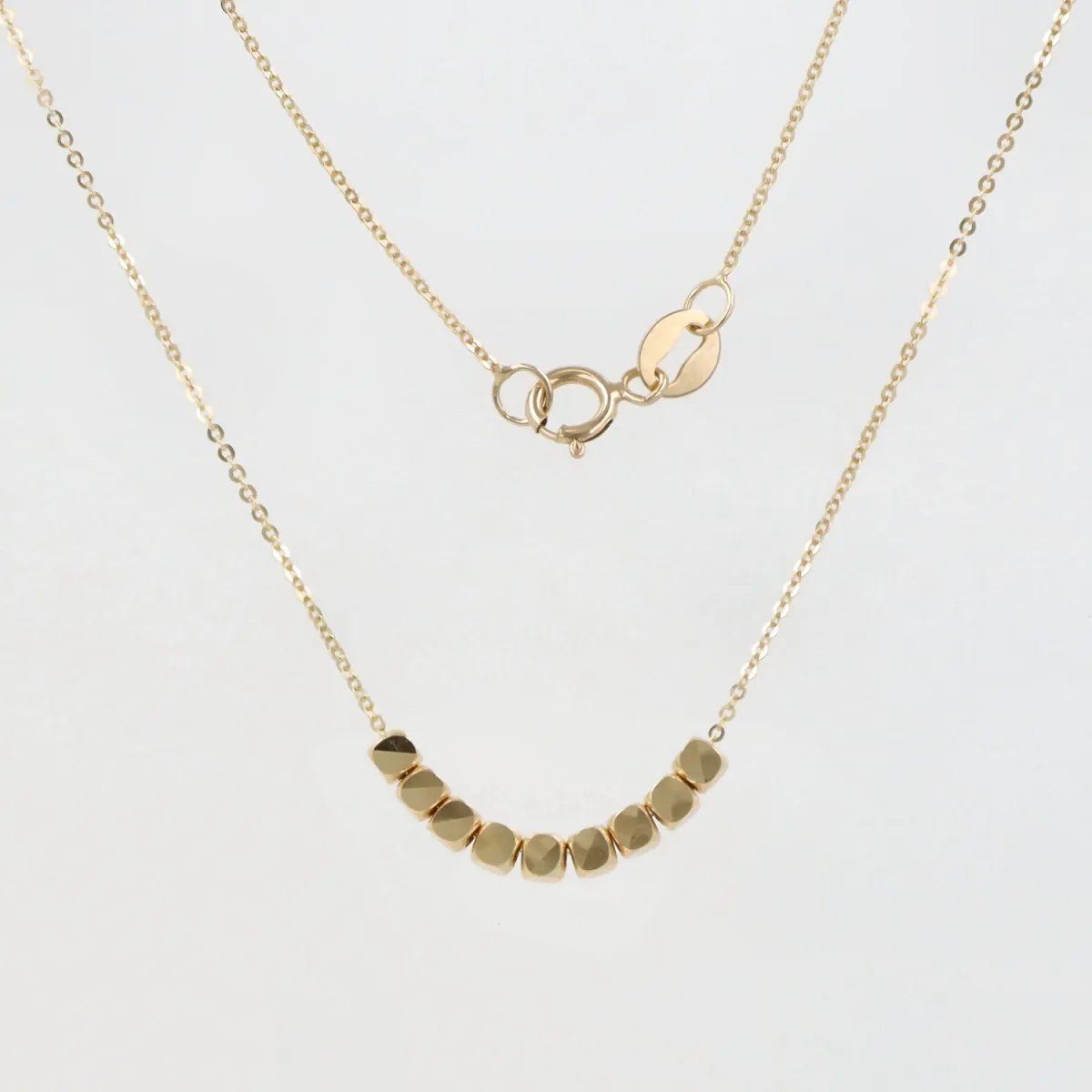 Lightweight yellow gold necklace