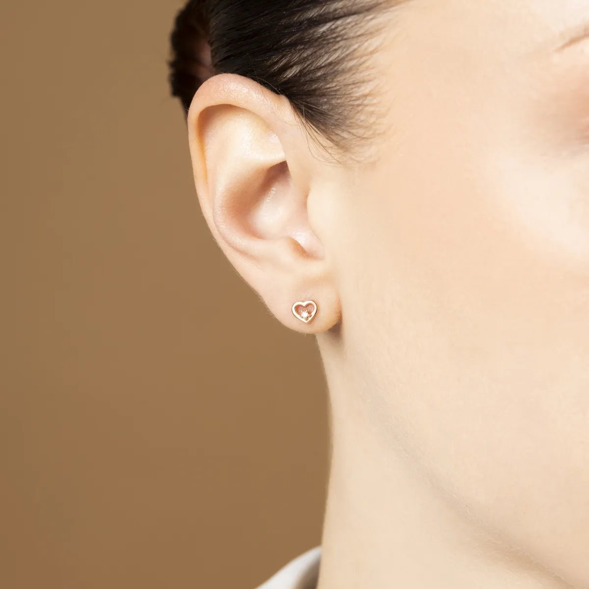 Rose gold heart-shaped earrings with cubic zirconia