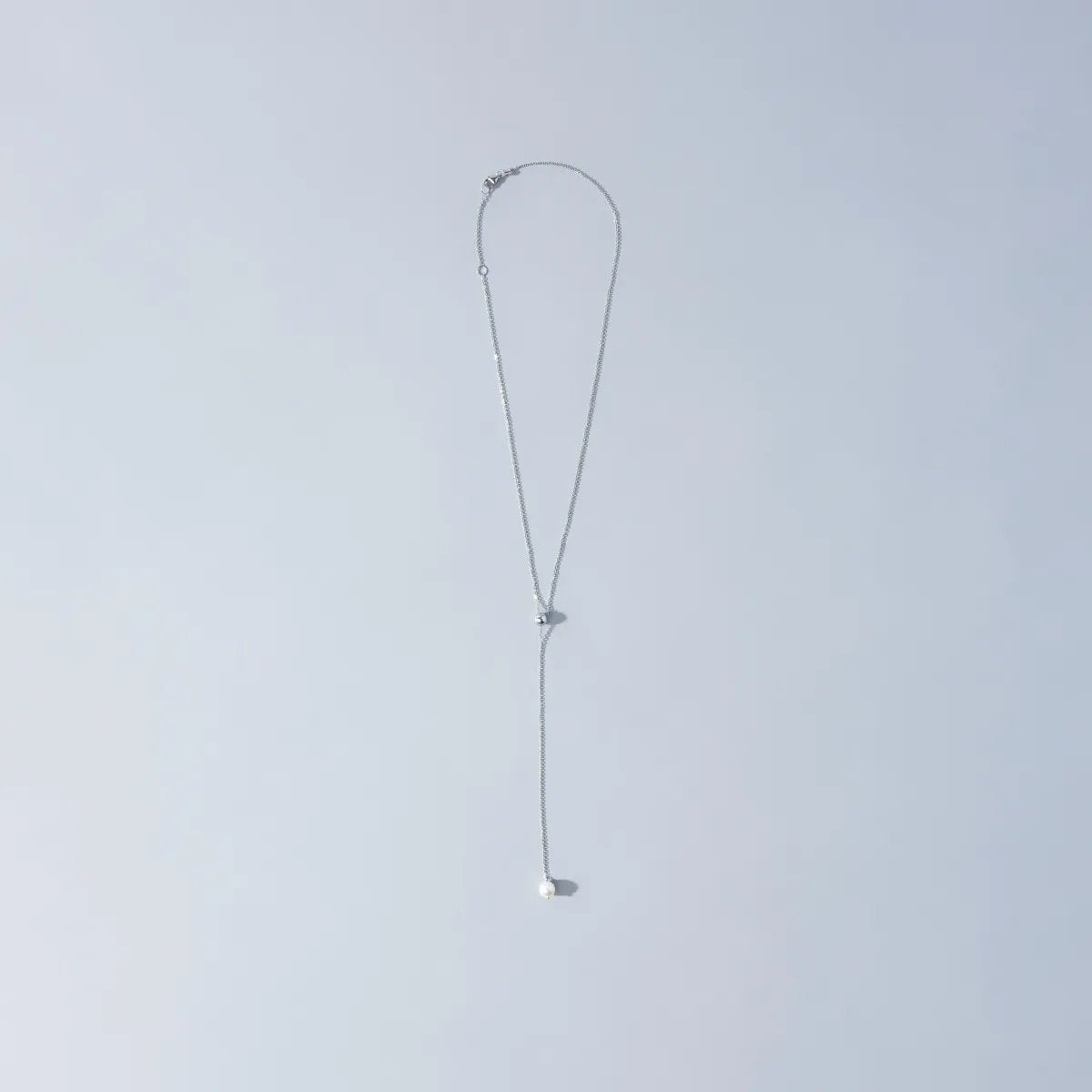 White Gold Sliding Necklace with Pearl