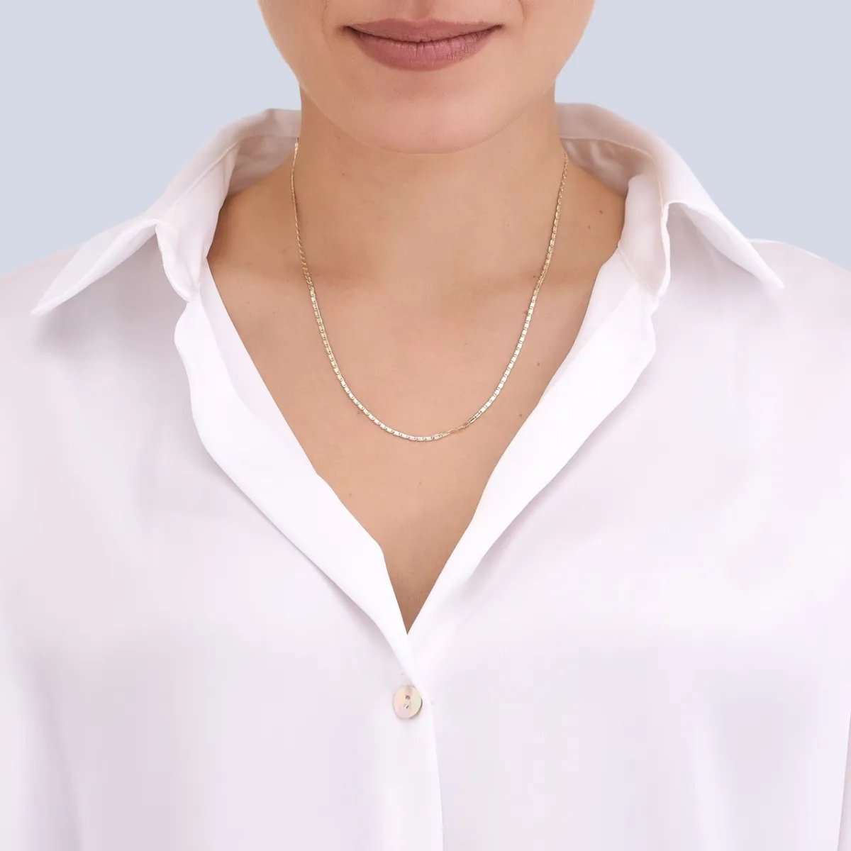 Light snail chain in yellow gold