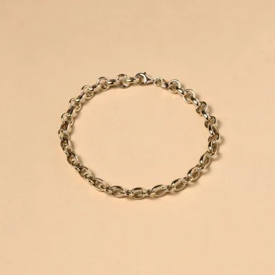 Yellow gold hollow bracelet