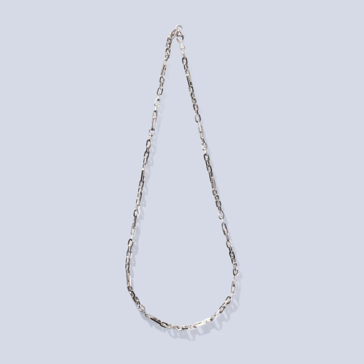 Hollow white gold chain