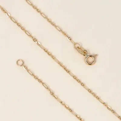 Light yellow gold chain alternating fancy style