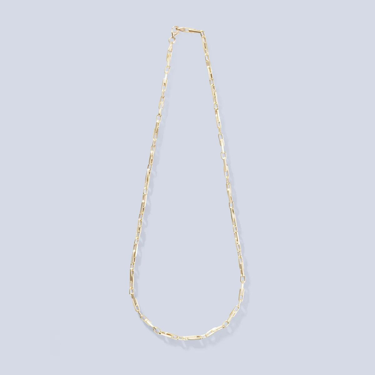 Hollow yellow gold chain