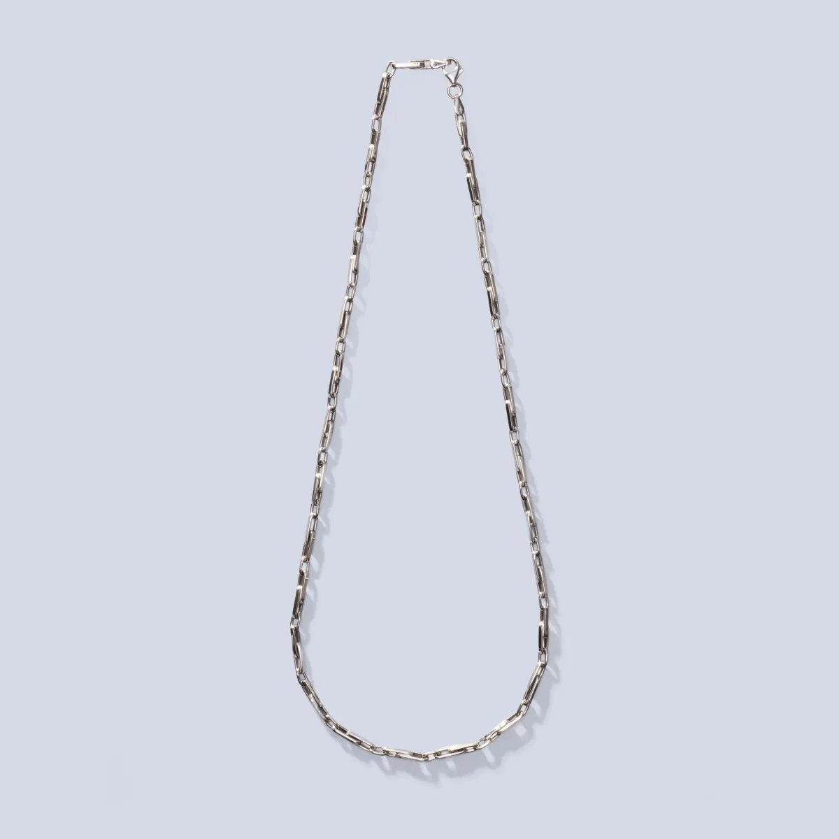 Hollow white gold chain