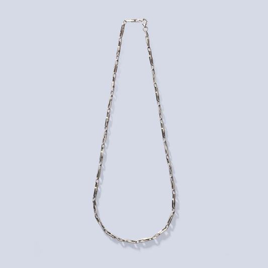 Hollow white gold chain