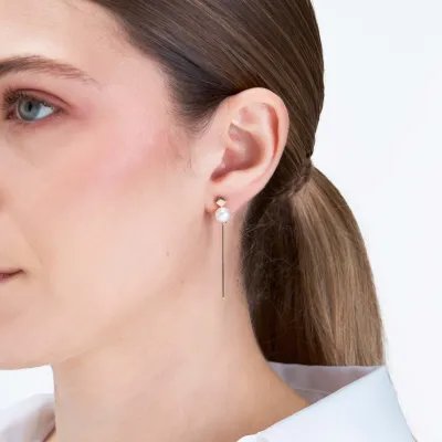 Yellow gold earrings with pearls from the "Aurora" collection