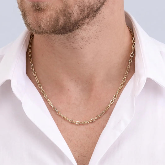 Hollow yellow gold chain