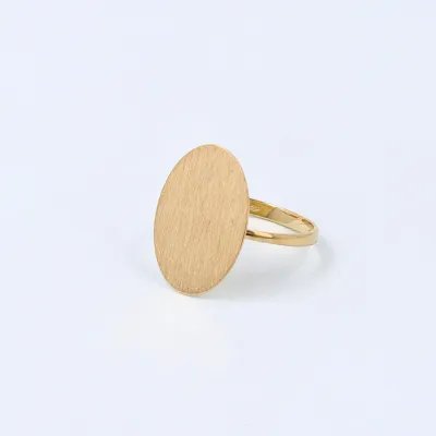 Yellow gold ring with brushed finish