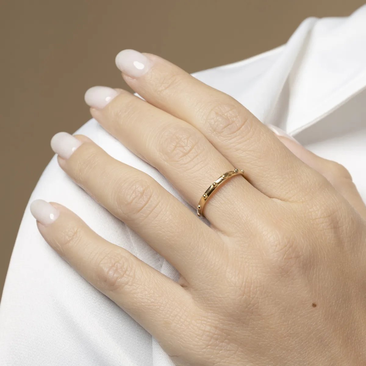 Yellow gold ring