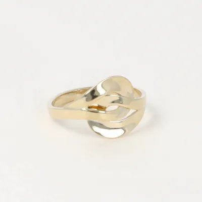 Yellow gold ring