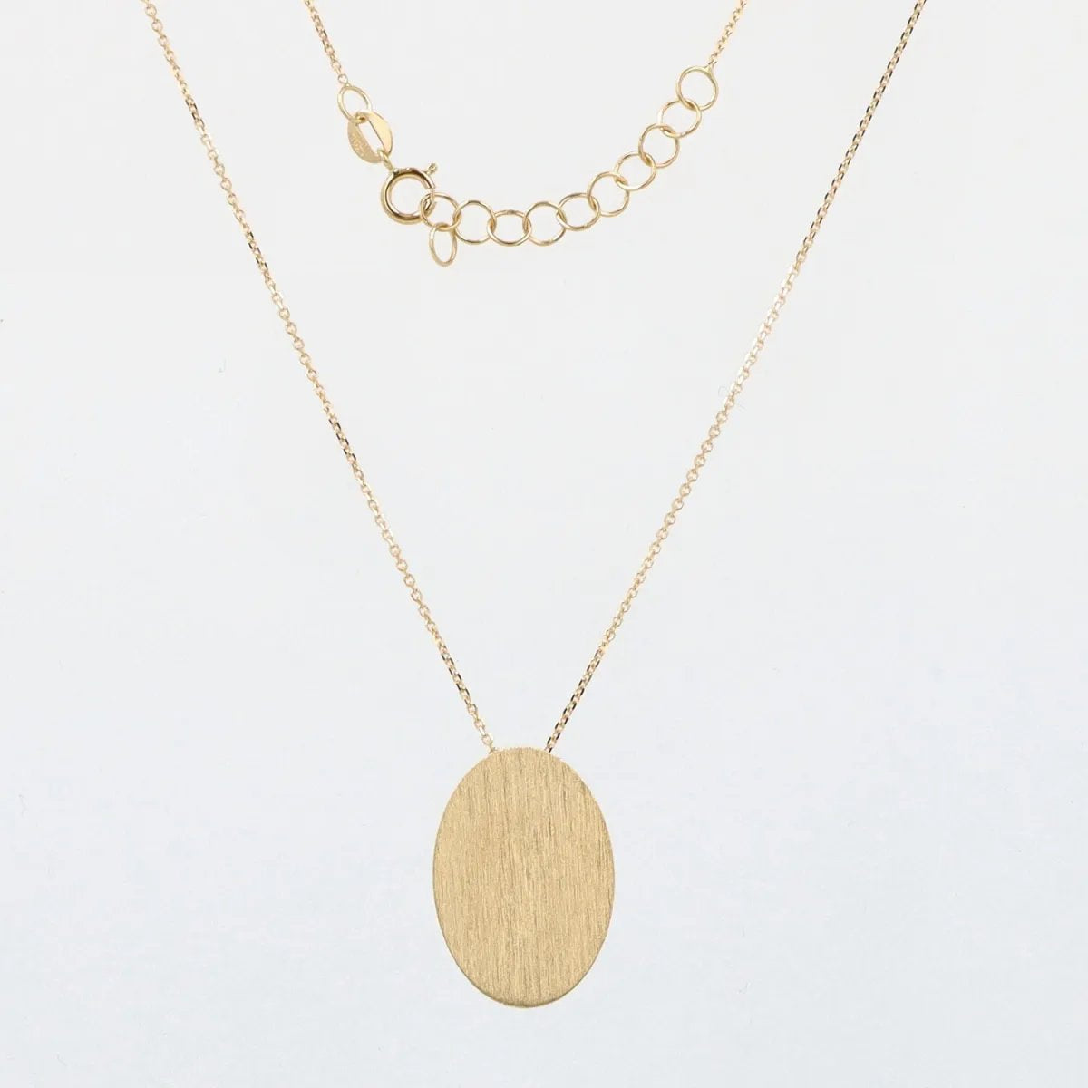 Yellow gold necklace with brushed finish