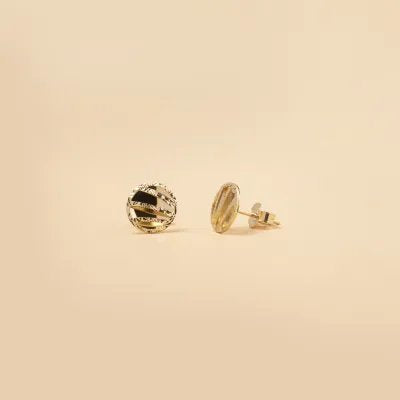 Yellow gold earrings