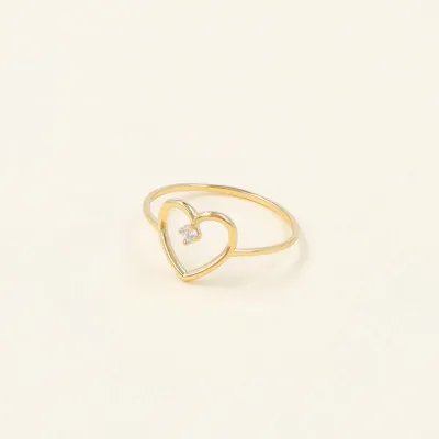 Yellow gold heart ring with light point