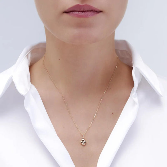 Lightweight yellow gold four-leaf clover pendant