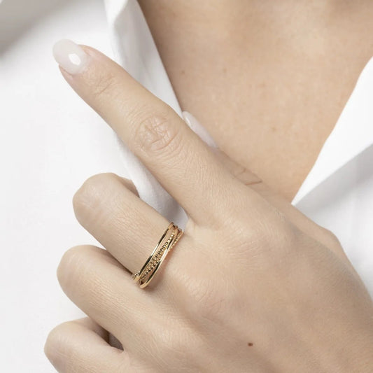 Yellow gold ring