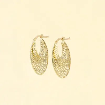 Oval yellow gold earrings with mesh texture