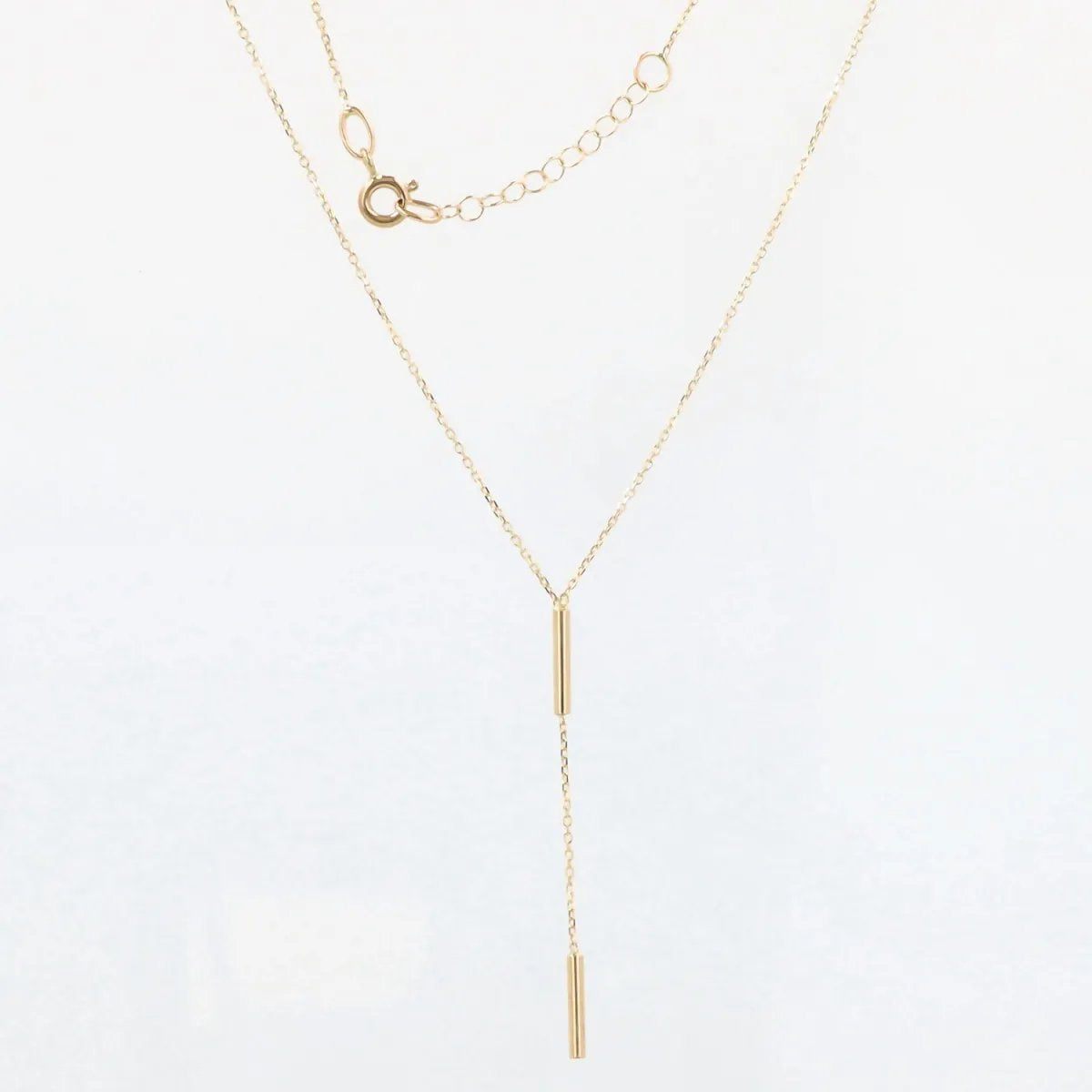 Lightweight yellow gold necklace with segments