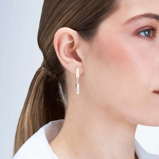 Yellow gold earrings with pink enamel