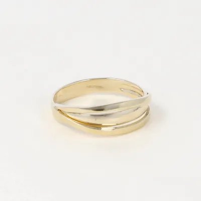 Yellow gold ring