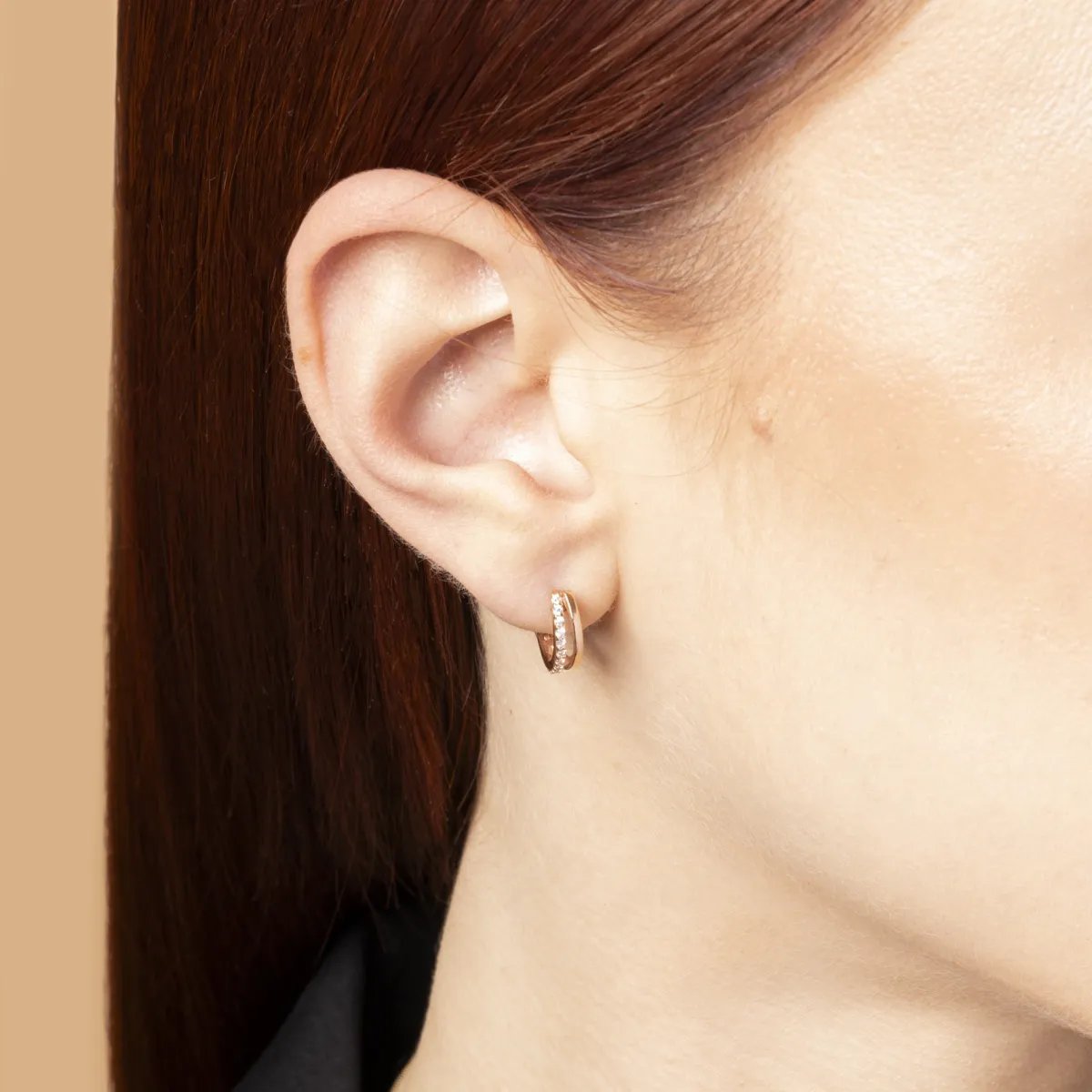 Rose gold round earrings with cubic zirconia