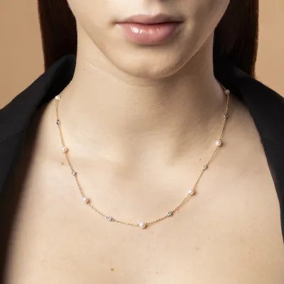 Bicolor necklace with pearls and cubic zirconia