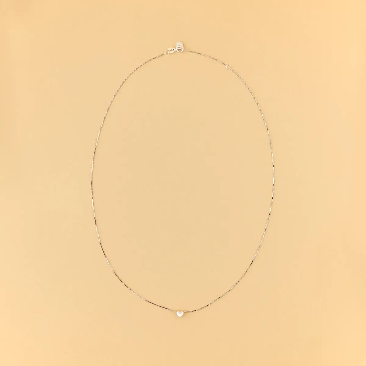 White gold lightweight neklace