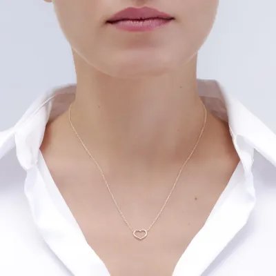 Lightweight white gold necklace with heart