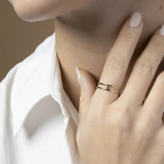 Double ring in yellow gold