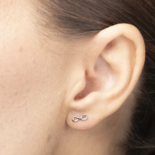 White gold earrings with infinity sign