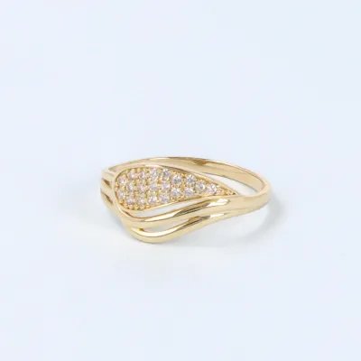 Yellow gold braided ring with zirconia
