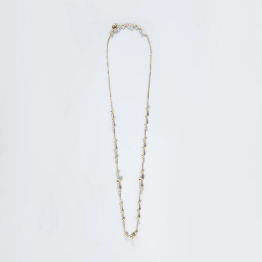 Yellow gold necklace with balls