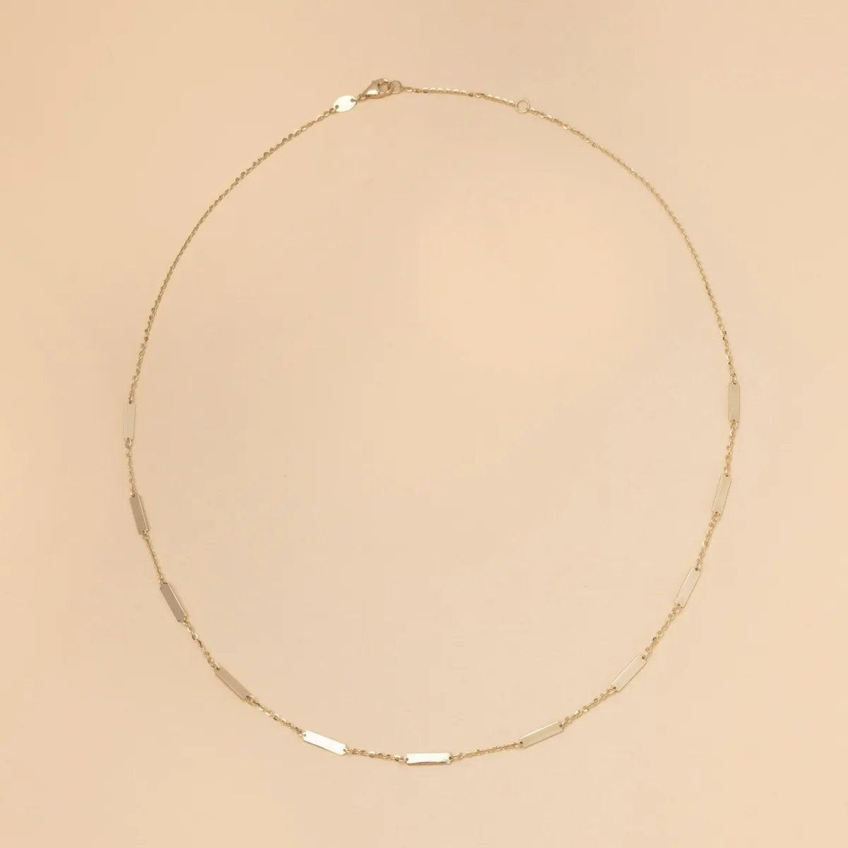 Yellow gold necklace