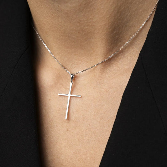 White gold classic cross pendant