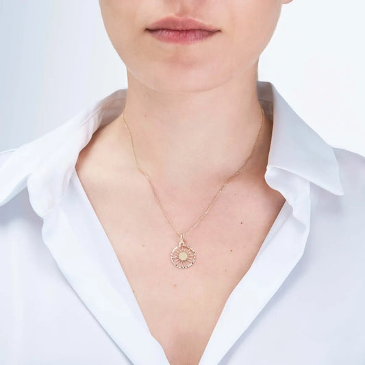 Yellow gold "sun" pendant