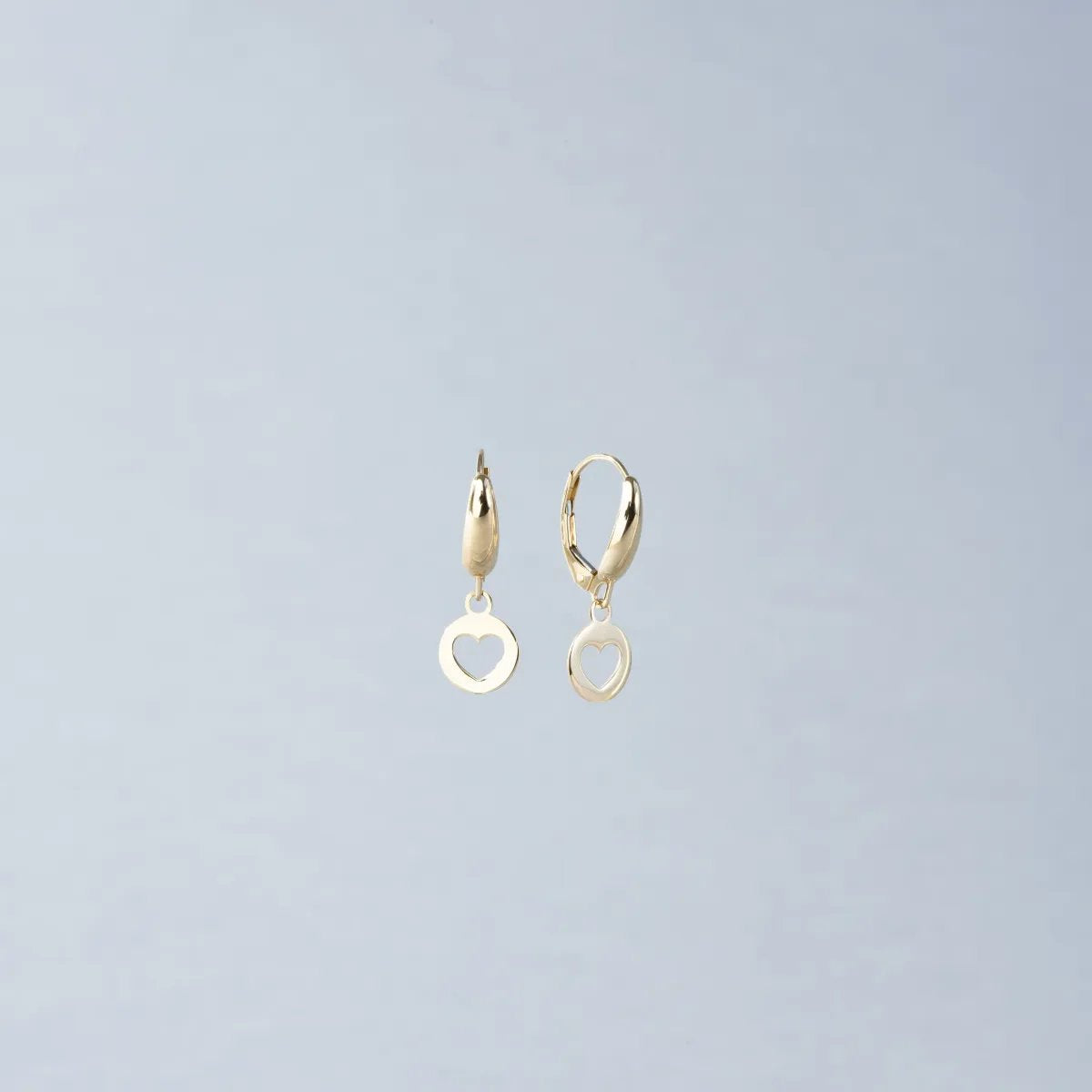 Yellow gold earrings with heart
