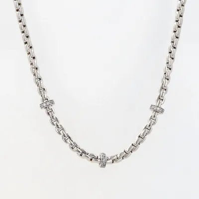 White gold necklace with zirconia