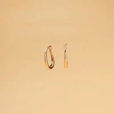 Rose gold minimal earrings