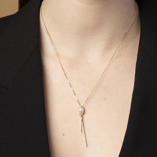 Yellow gold "Aurora" necklace with pearl